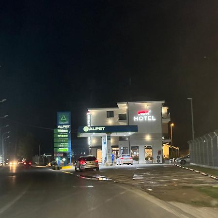 Side Airport Hotel Kruje Exterior photo